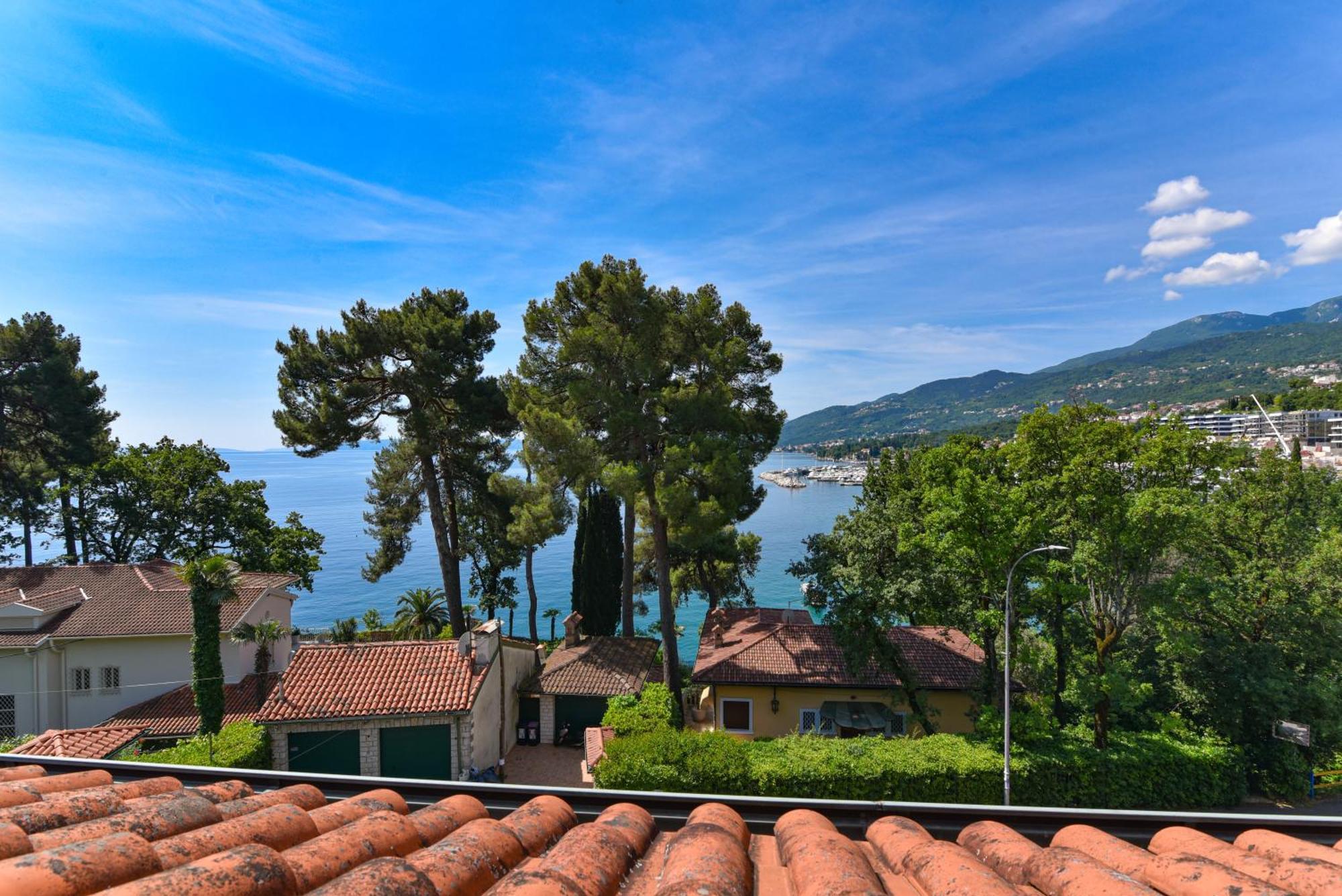 Apartments Villa Vosilla โอปาติยา ภายนอก รูปภาพ