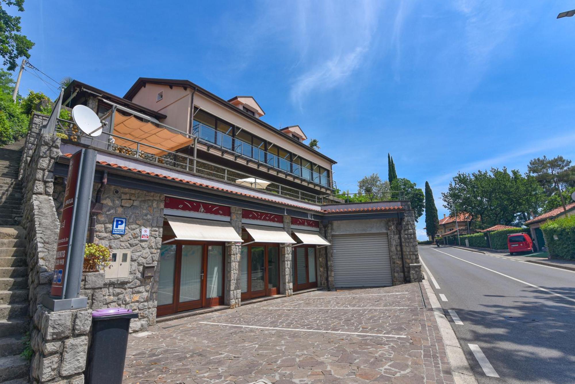Apartments Villa Vosilla โอปาติยา ภายนอก รูปภาพ